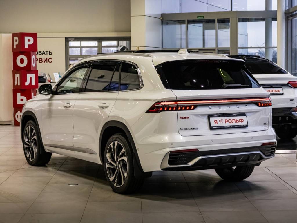 Geely Monjaro Флагман 2.0Т 238 л.с. АТ полный привод