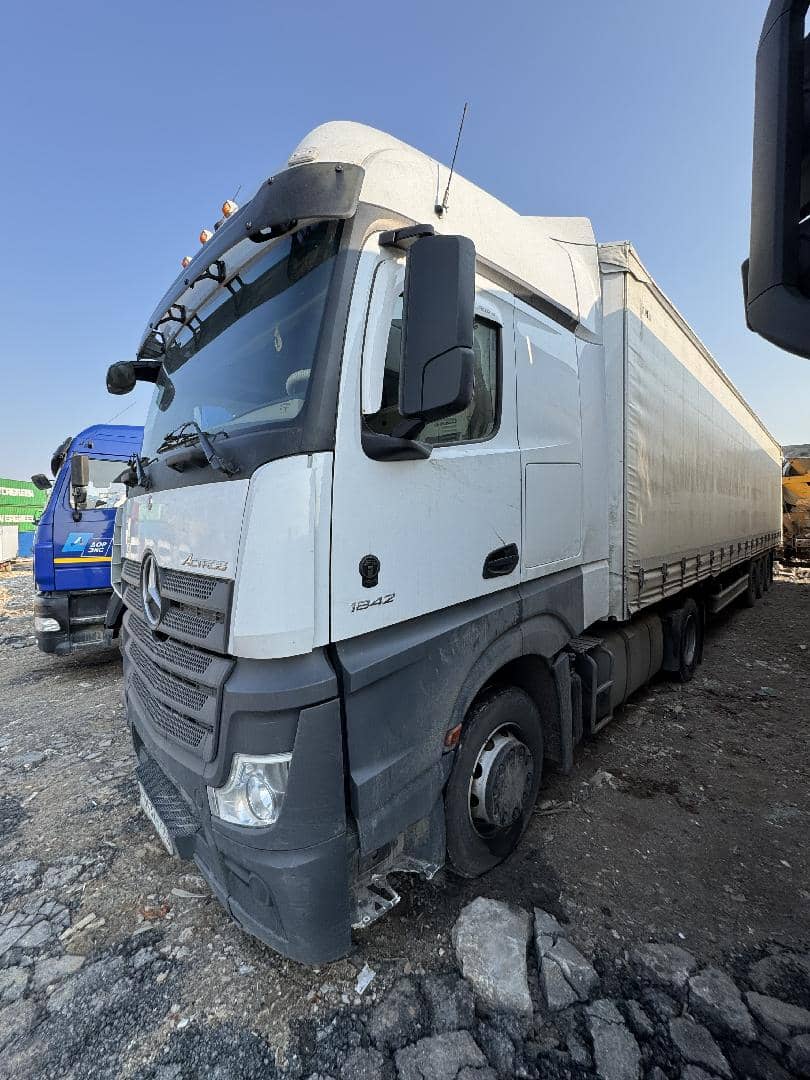 Mercedes-Benz Actros 4 1842 LS 4x2 (BigSpace),  595 901 км, 2020 года в лизинг