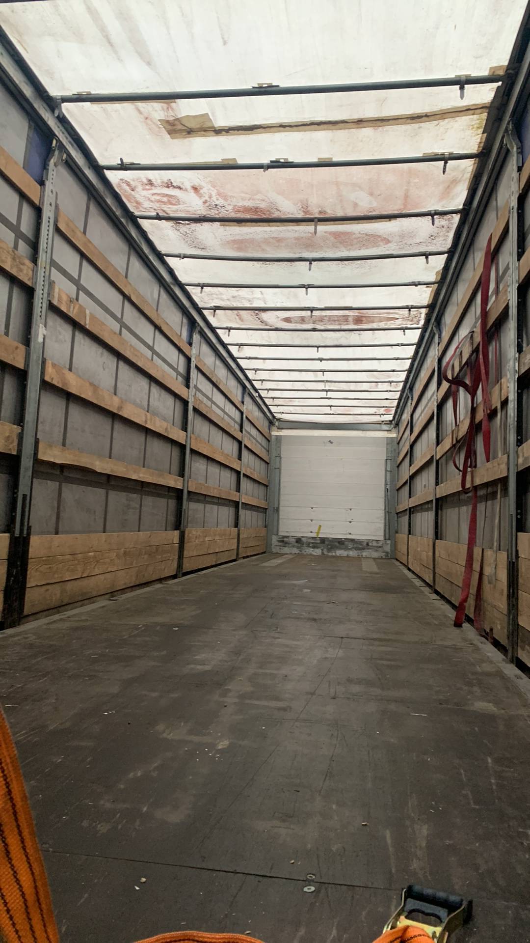 SCHMITZ Шторный 9084, 2022 года в лизинг