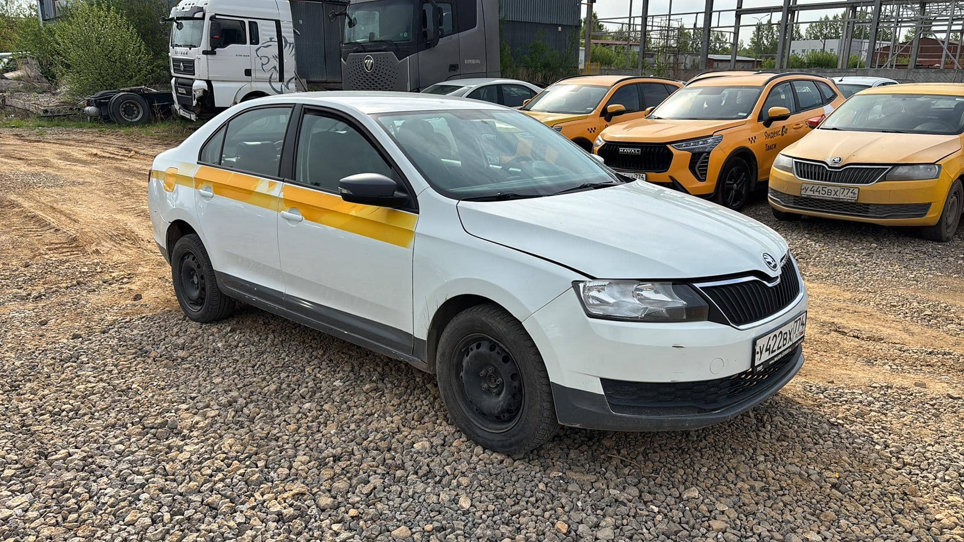 Skoda Rapid,  277 216 км, 2019 года