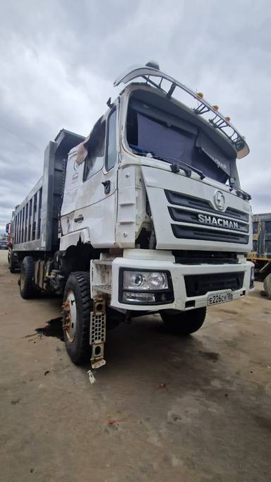 Shacman SX3258DV385