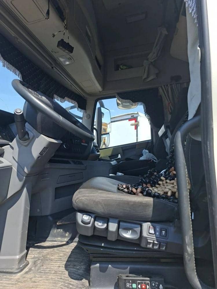 DongFeng GX DFH4180 4x2,  413 686 км, 2023 года в лизинг