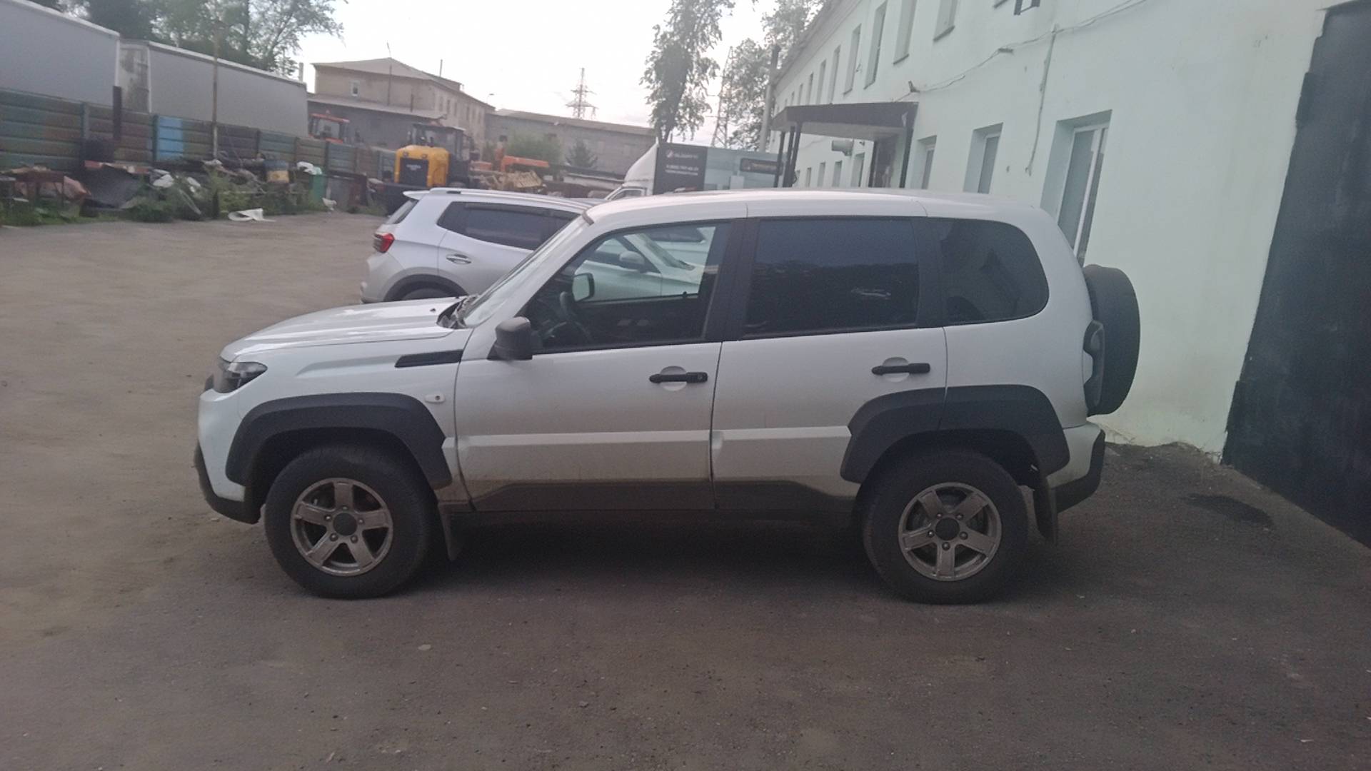 Lada Niva Travel,  14 594 км, 2024 года в лизинг