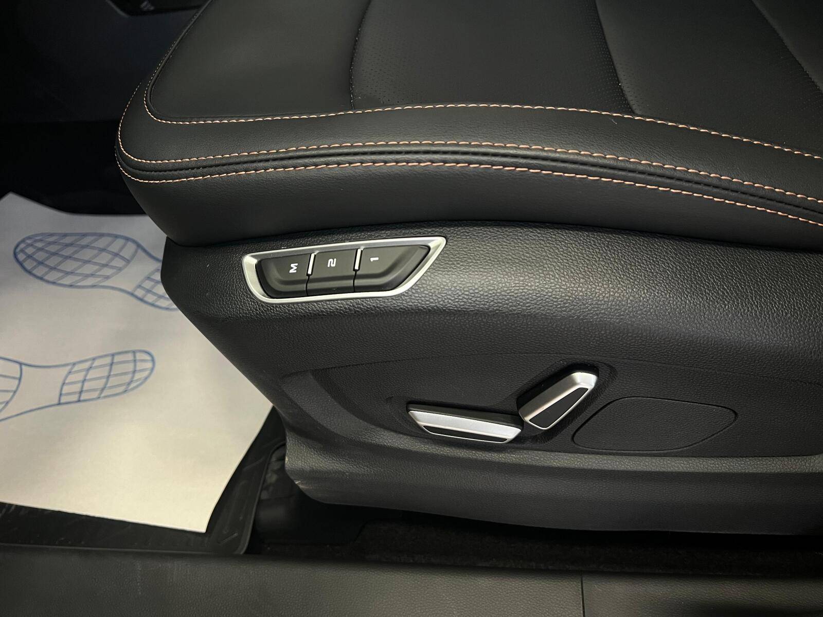 Geely Okavango Flagship 2.0T 7DCT 2WD