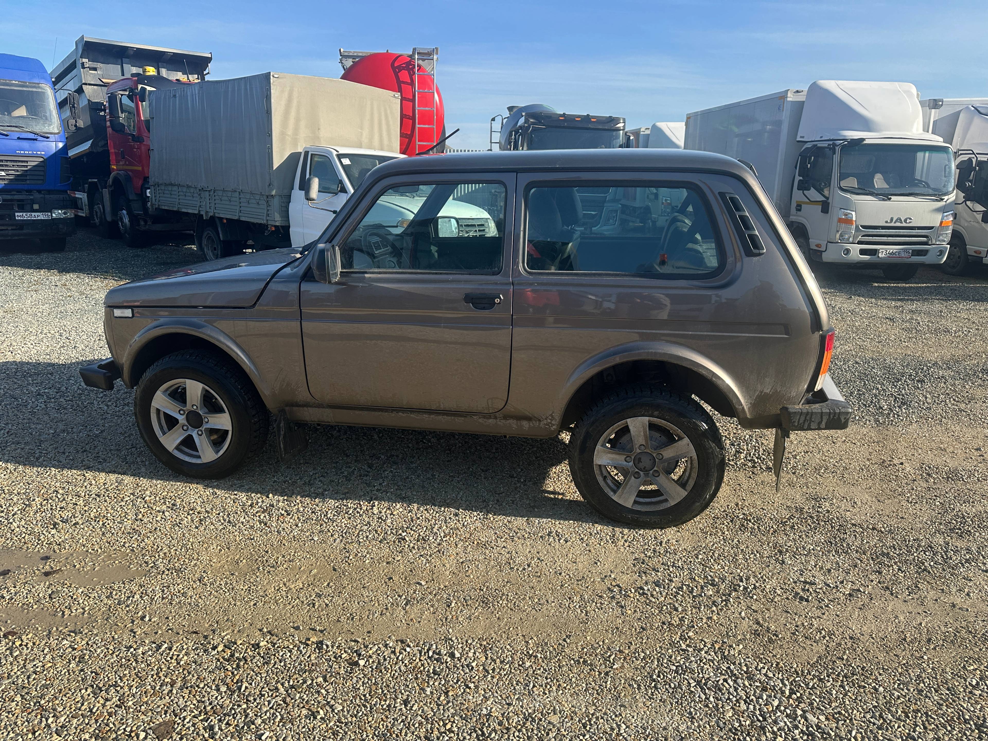 Lada Niva Legend 3 дв,  32 363 км, 2024 года в лизинг