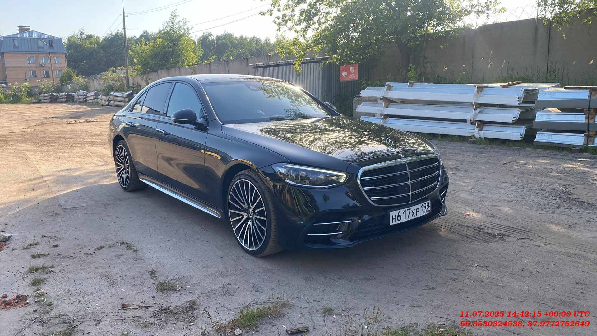 Mercedes-Benz S седан
