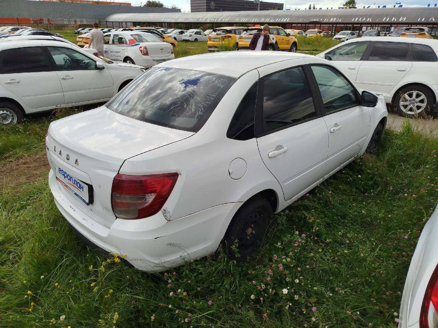 Lada Granta седан,  80 703 км, 2023 года в лизинг