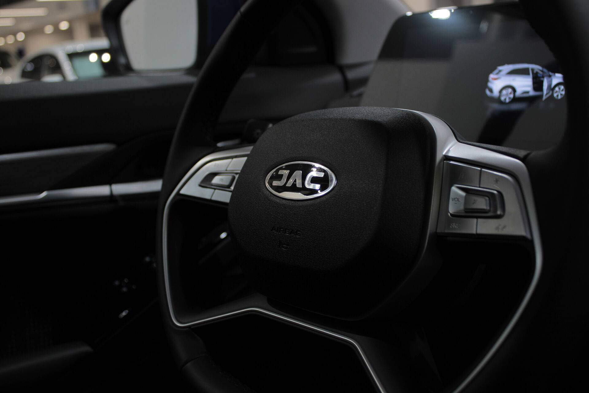 JAC JS6 Flagship