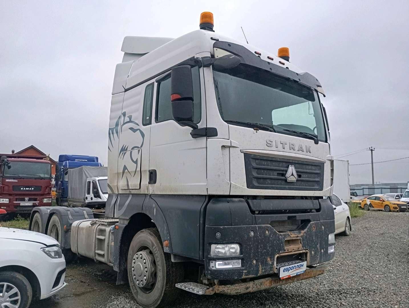 Sitrak С7Н 6×4 ZZ4256V364HE,  242 396 км, 2023 года в лизинг