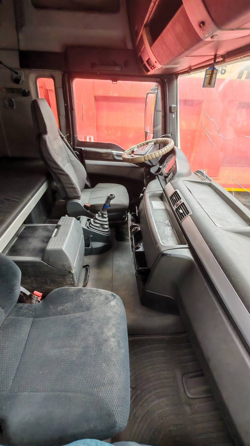 MAN TGX 18.440 4X2 BLS (XL),  1 100 000 км, 2014 года в лизинг