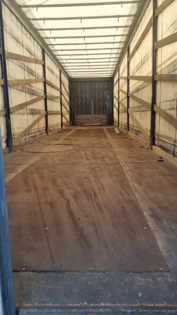 Uzautotrailer UAT-SCFG-9226.01,  100 000 км, 2023 года в лизинг