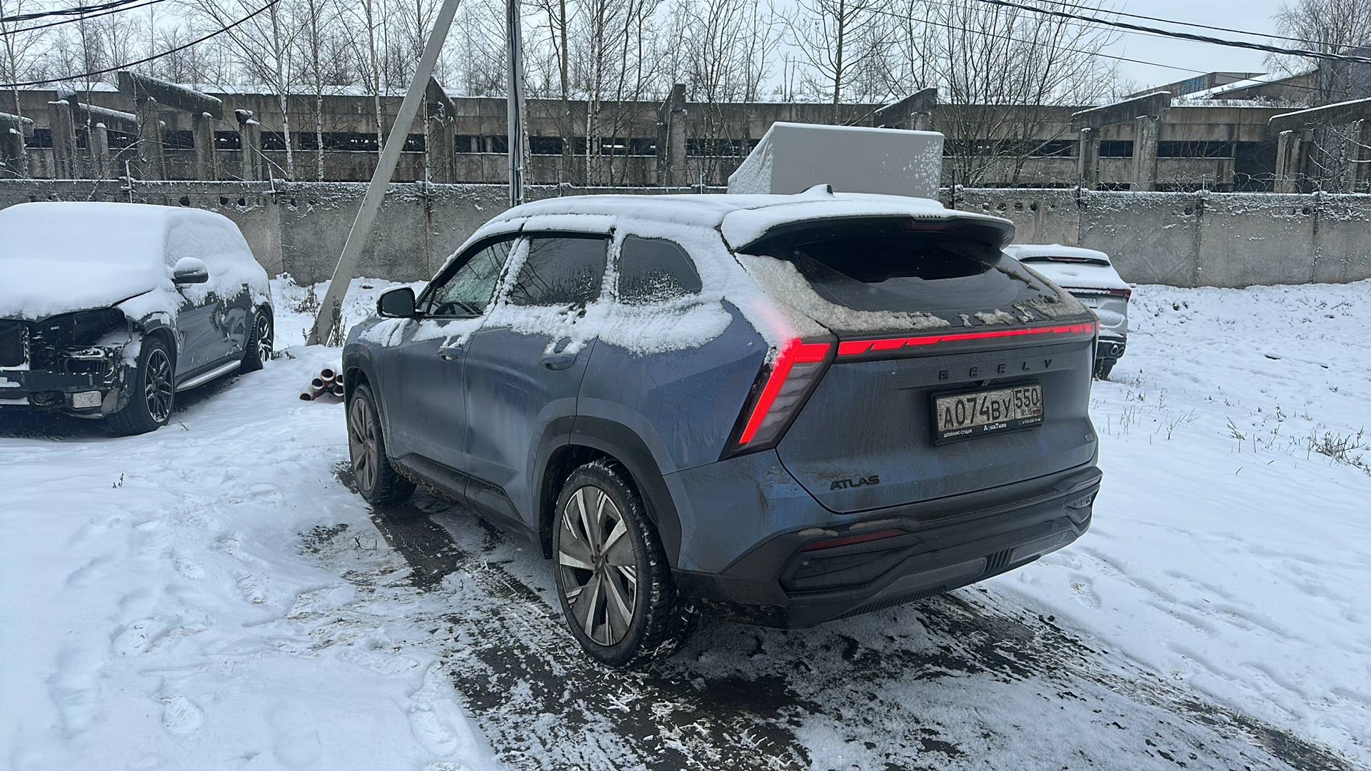 Geely Atlas,  42 231 км, 2024 года в лизинг