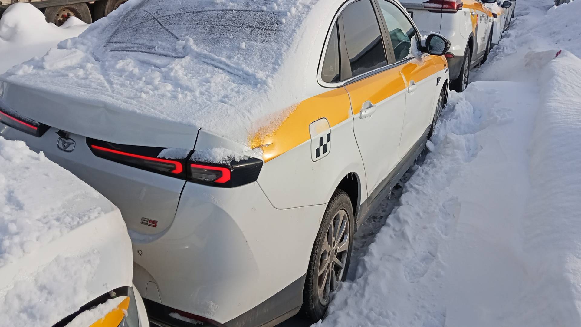 Kaiyi E5,  129 350 км, 2023 года в лизинг