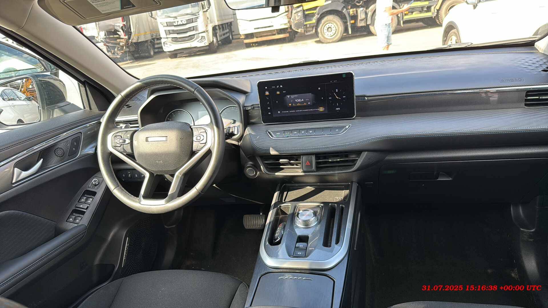 Haval Jolion,  71 468 км, 2024 года в лизинг