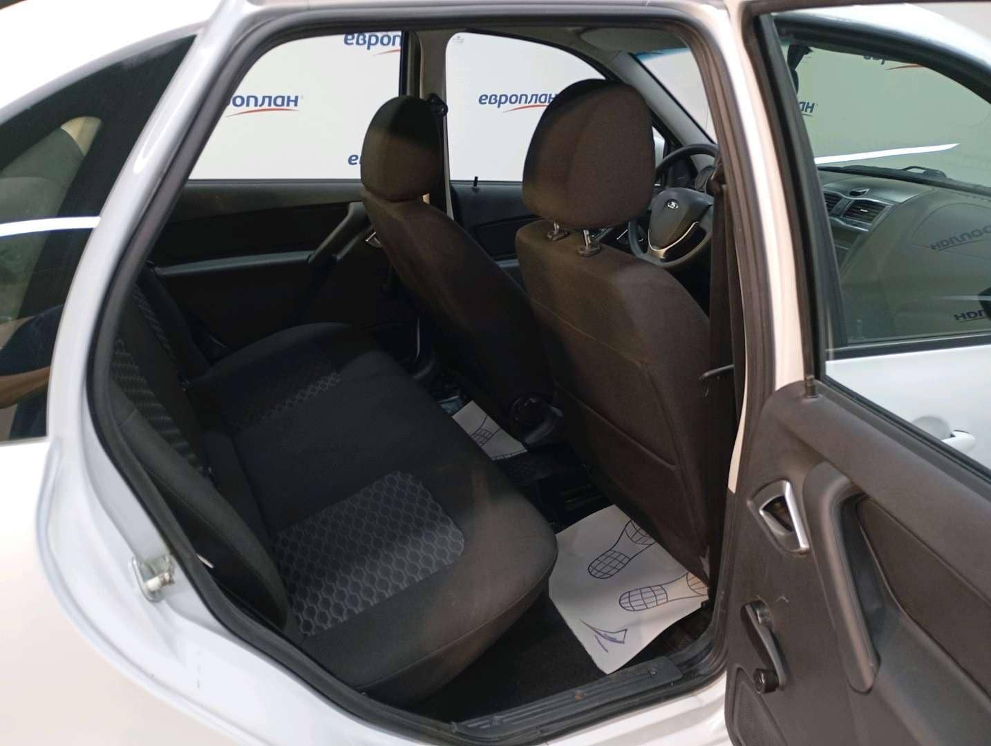 Lada Granta седан,  77 325 км, 2024 года в лизинг