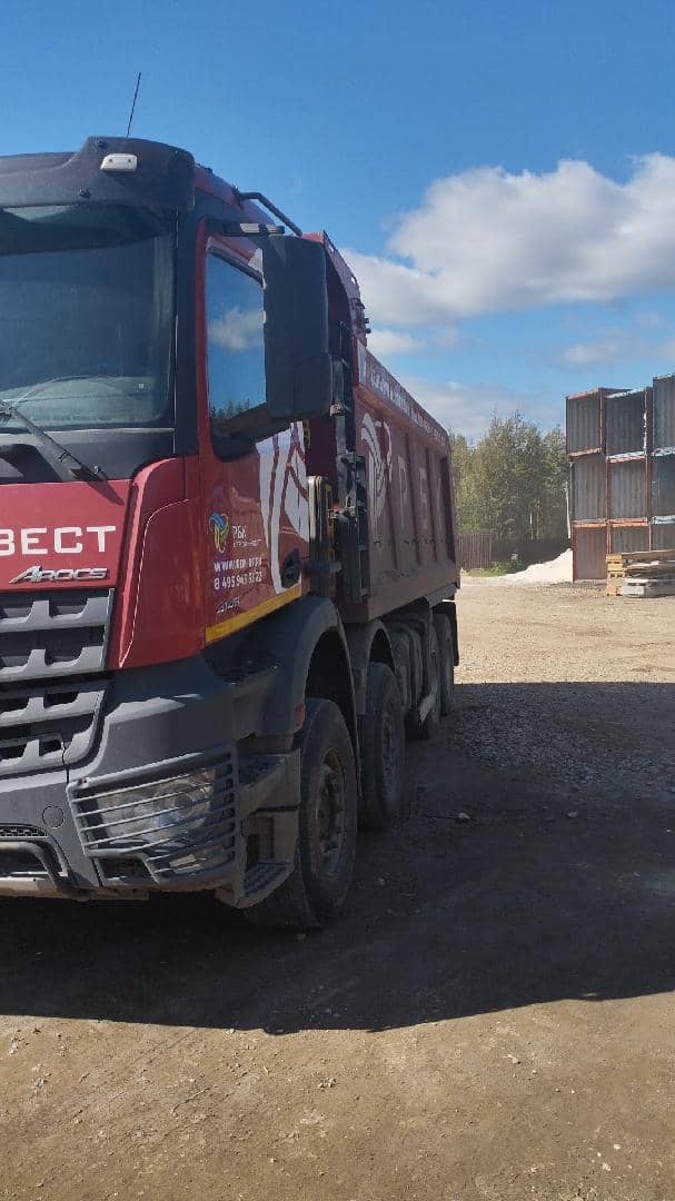 Mercedes-Benz Arocs 4145 K ,  382 856 км, 2021 года в лизинг