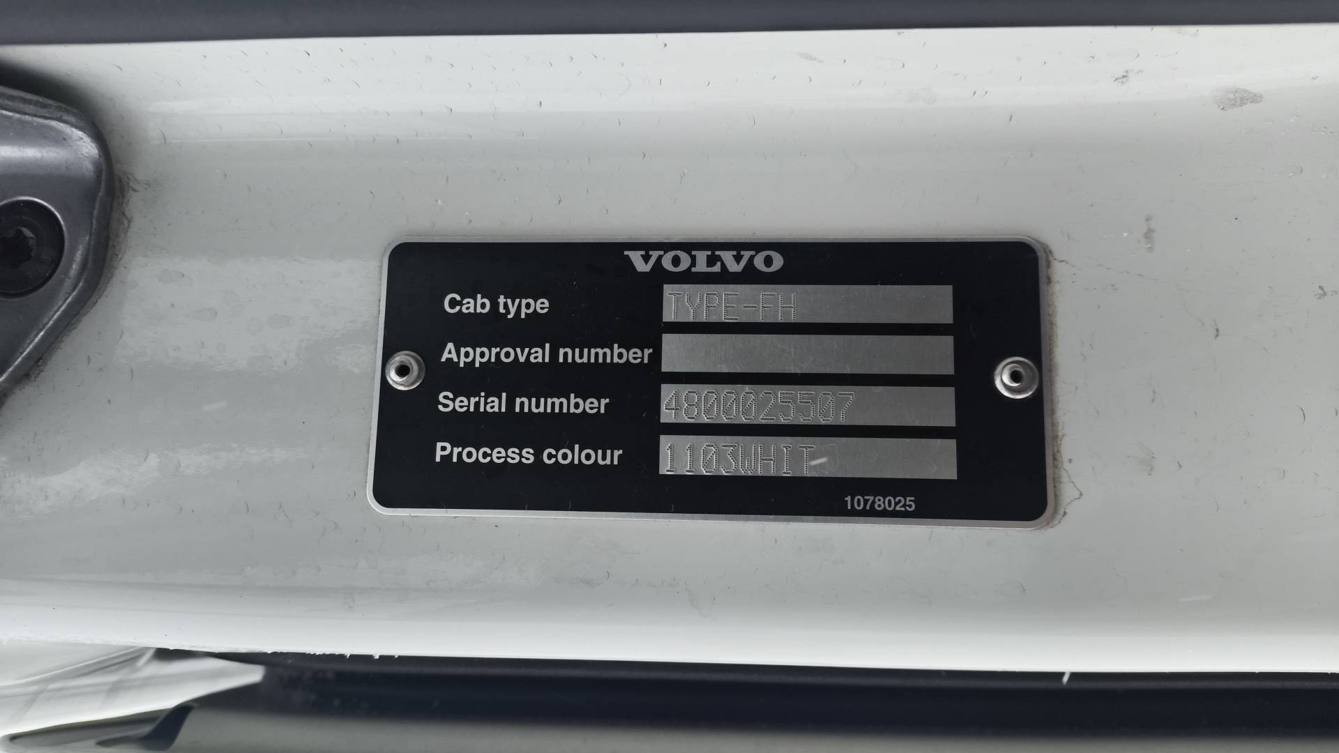 Volvo FH 460 4x2 (FH Globetrotter),  867 774 км, 2021 года в лизинг