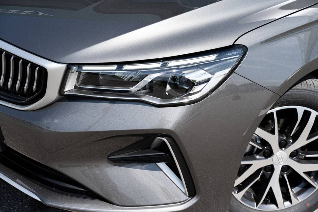 Geely Emgrand Luxury 1.5 AT