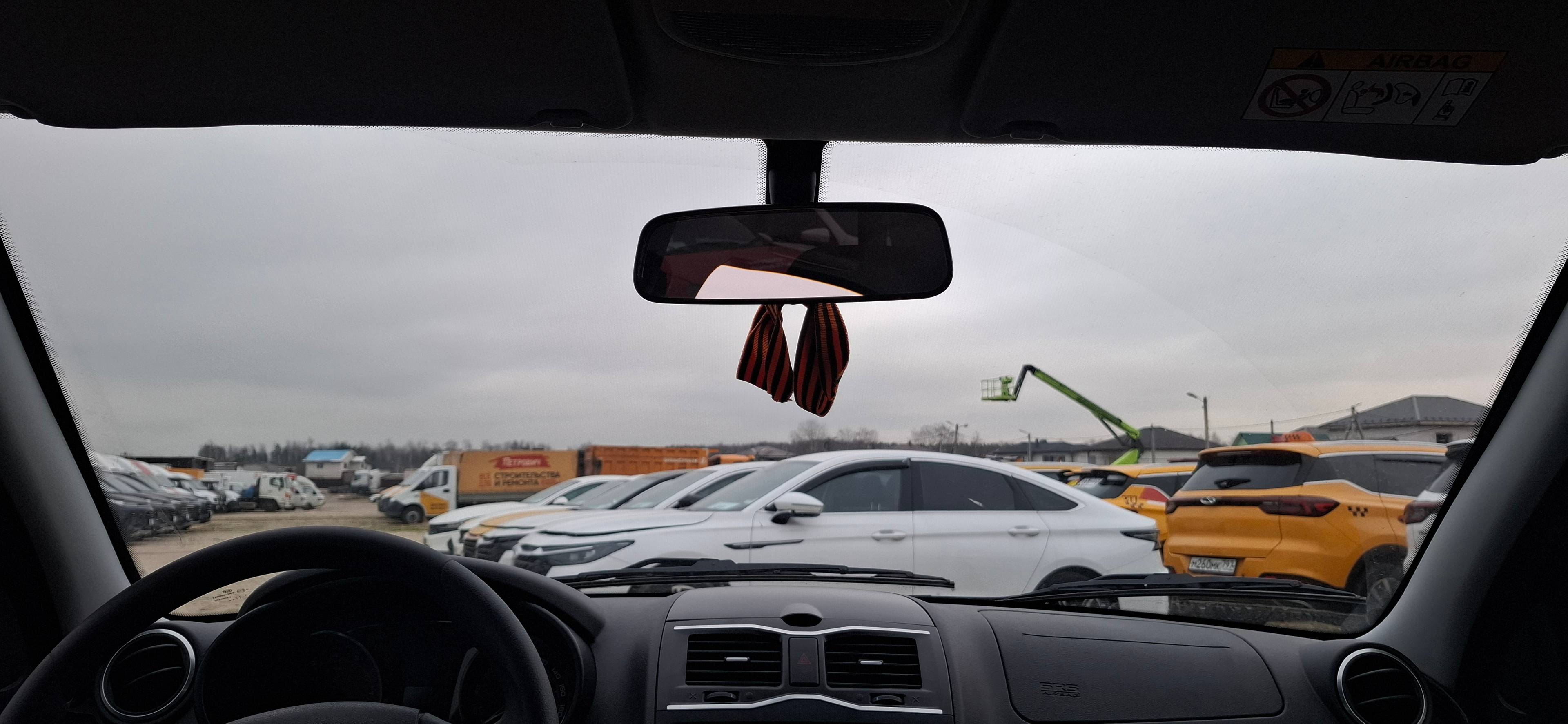 Lada Granta седан,  11 184 км, 2024 года в лизинг