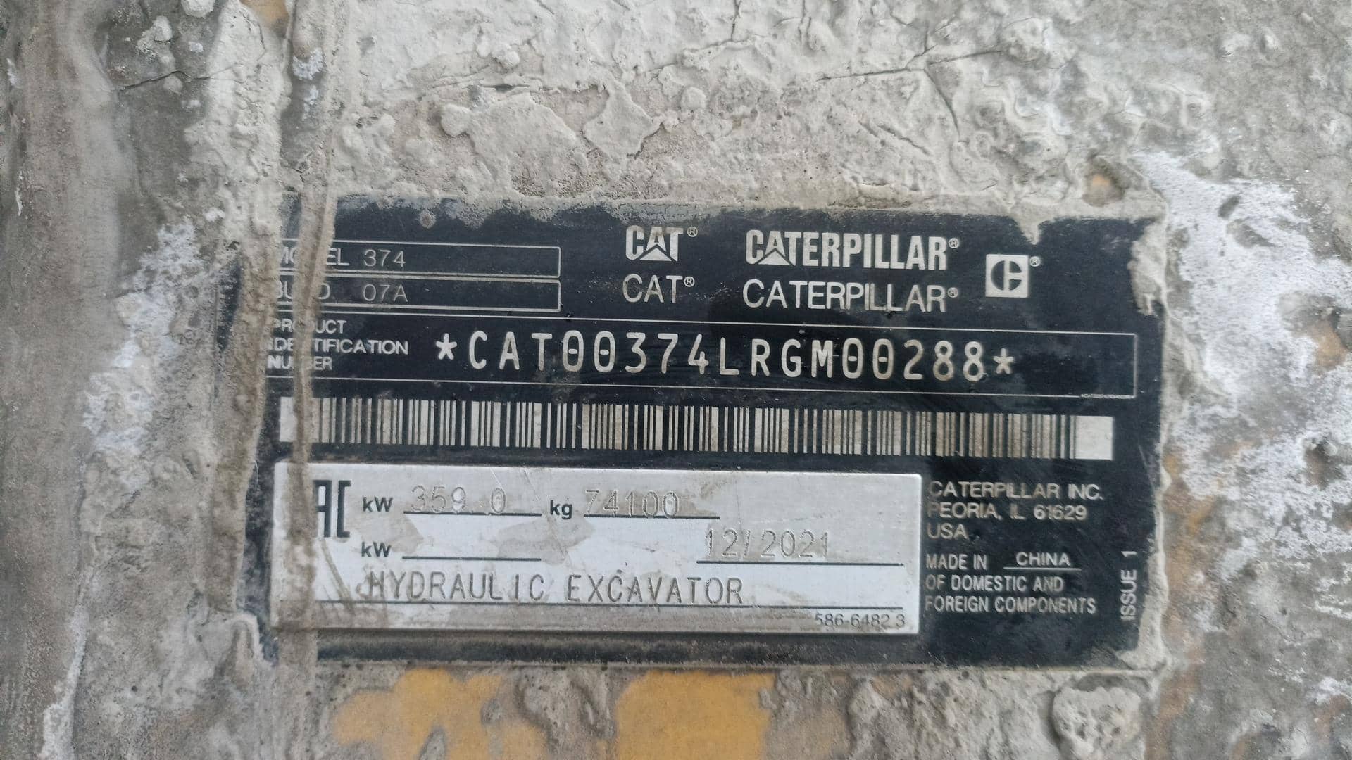 CATERPILLAR 374,  6 686 км, 2021 года в лизинг
