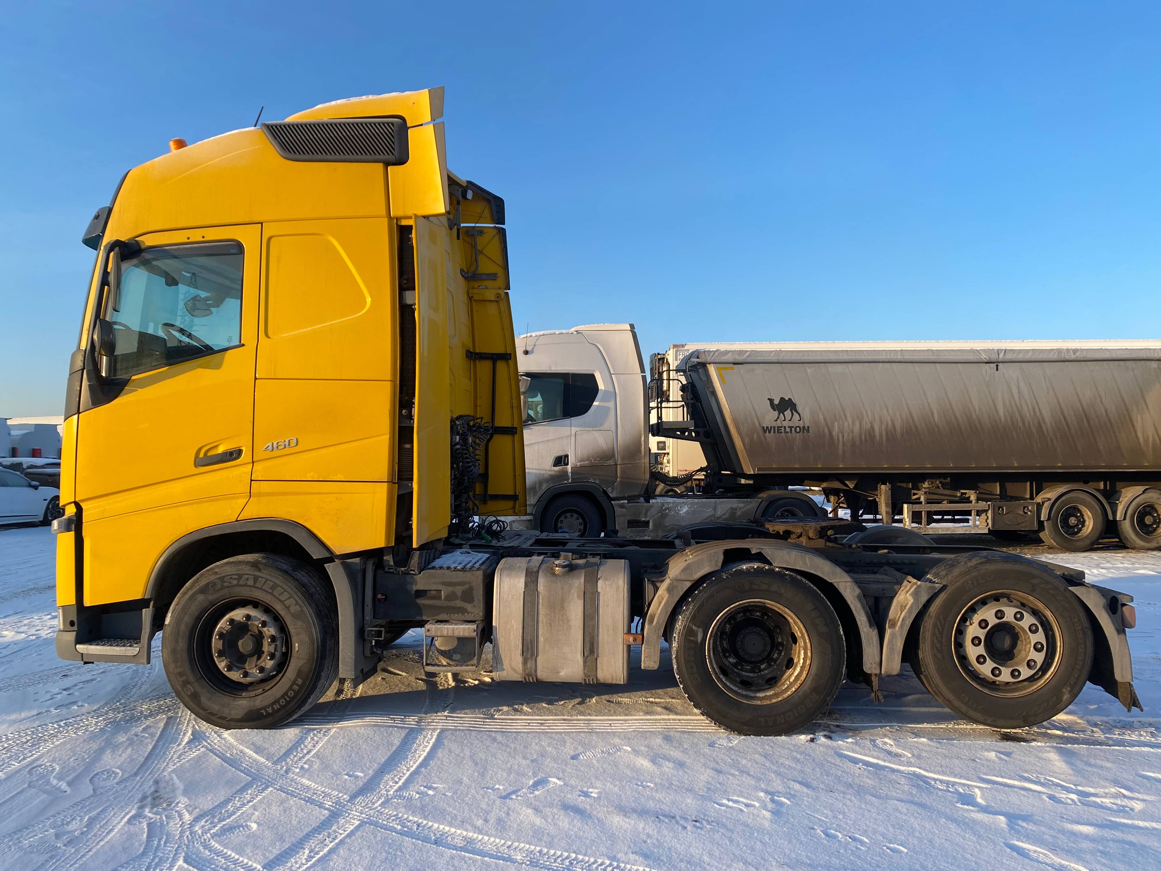 Volvo FH 460 6x2 (FH Globetrotter) Лот 000005412
