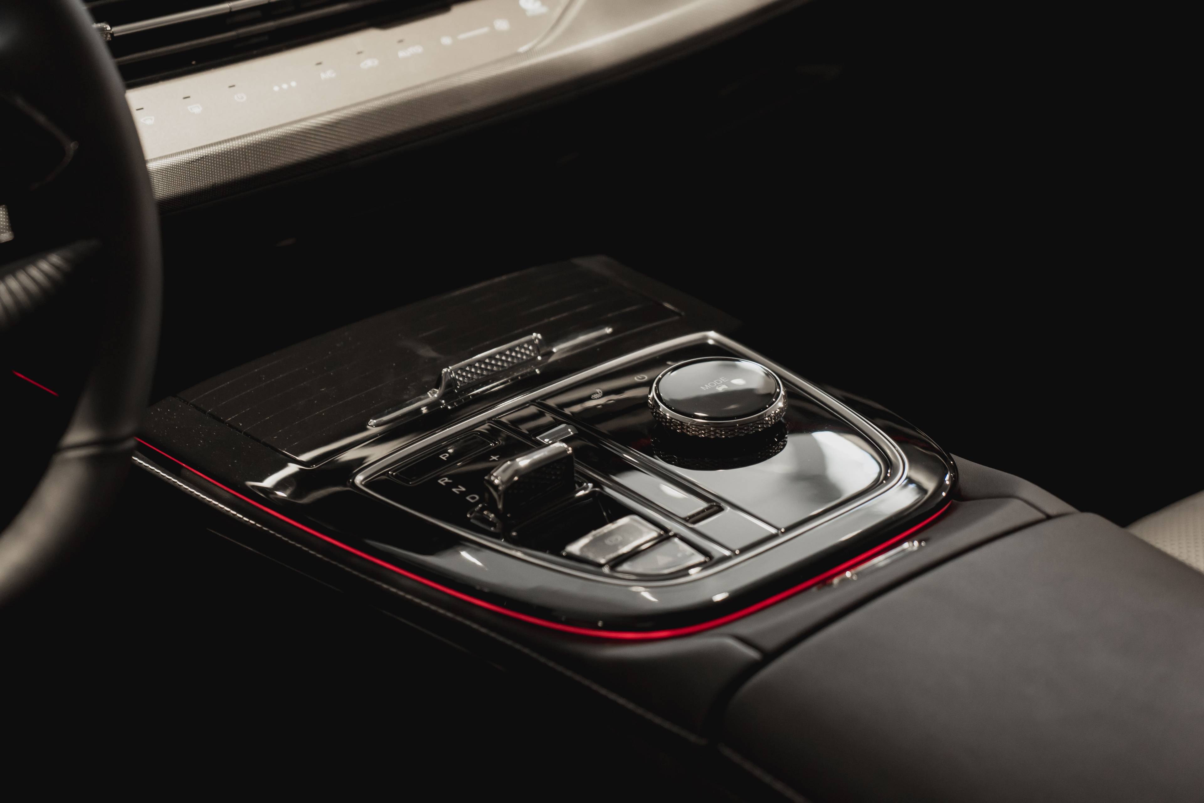 EXEED LX Prestige 1.6T 7DCT AWD