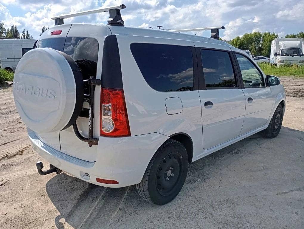 Lada Largus универсал,  78 290 км, 2024 года в лизинг