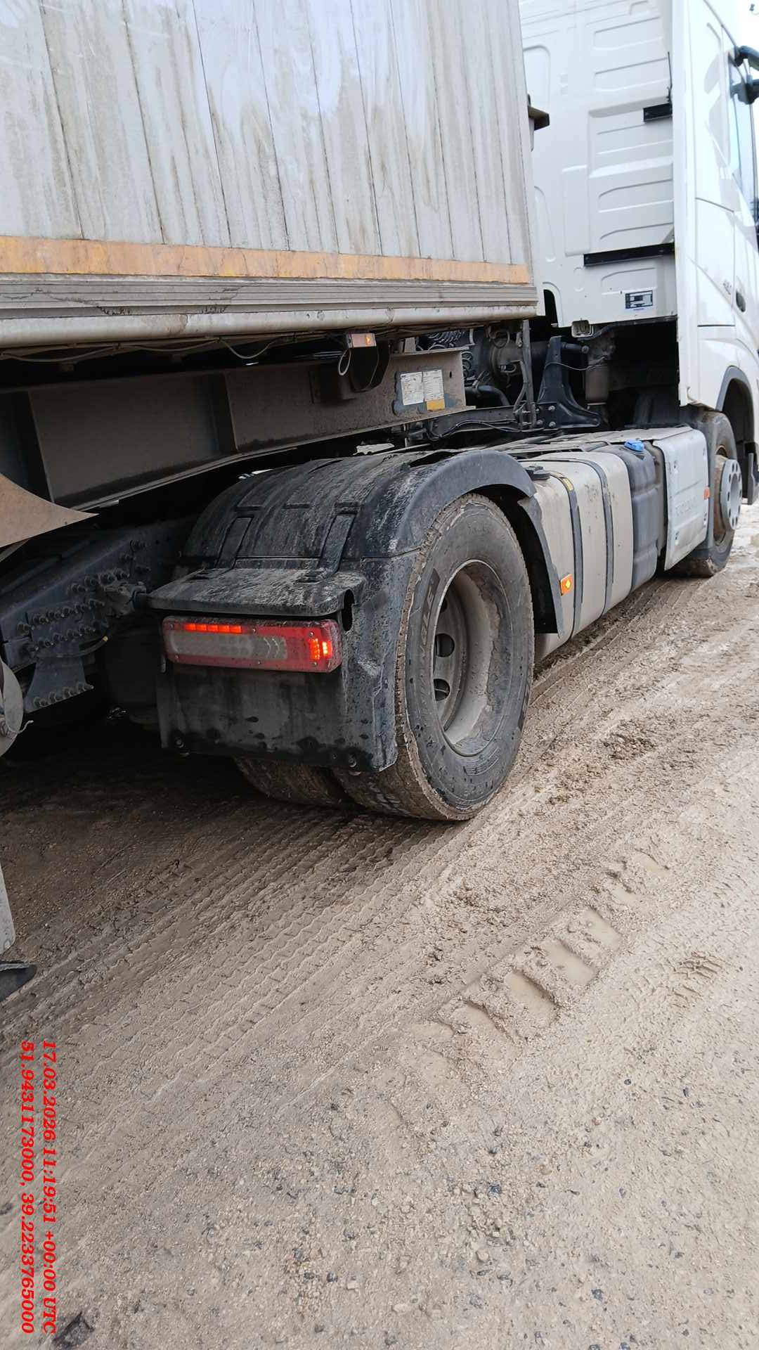 Volvo FH 460 4x2 (FH Globetrotter XL),  643 999 км, 2022 года в лизинг