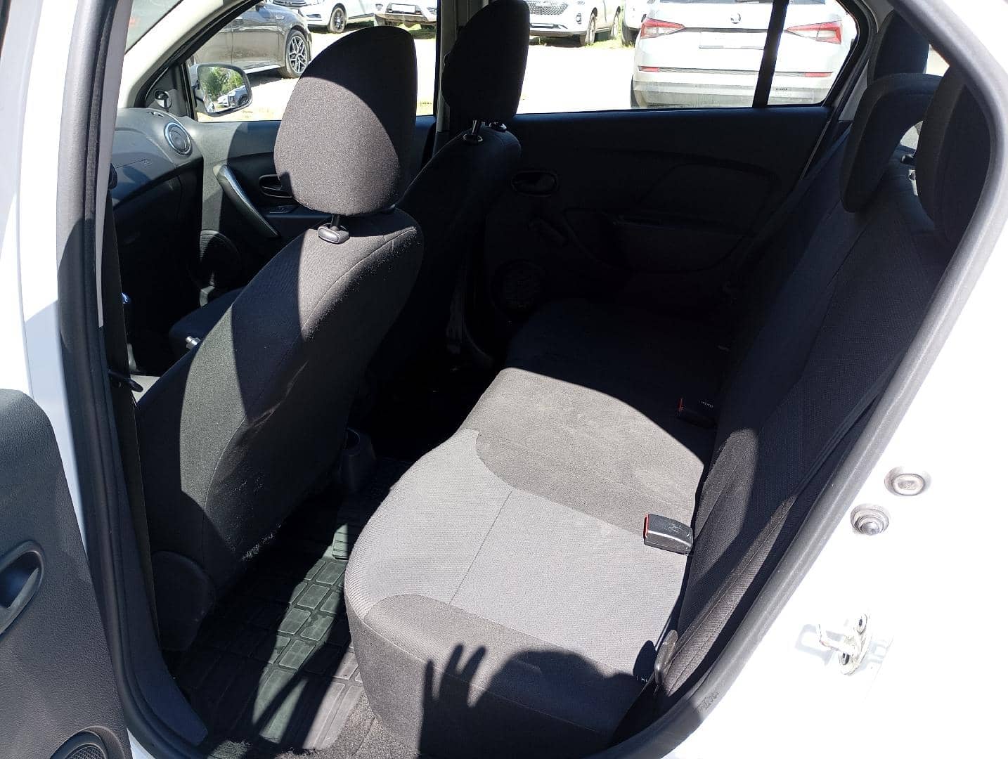 Renault Logan II,  161 641 км, 2019 года в лизинг