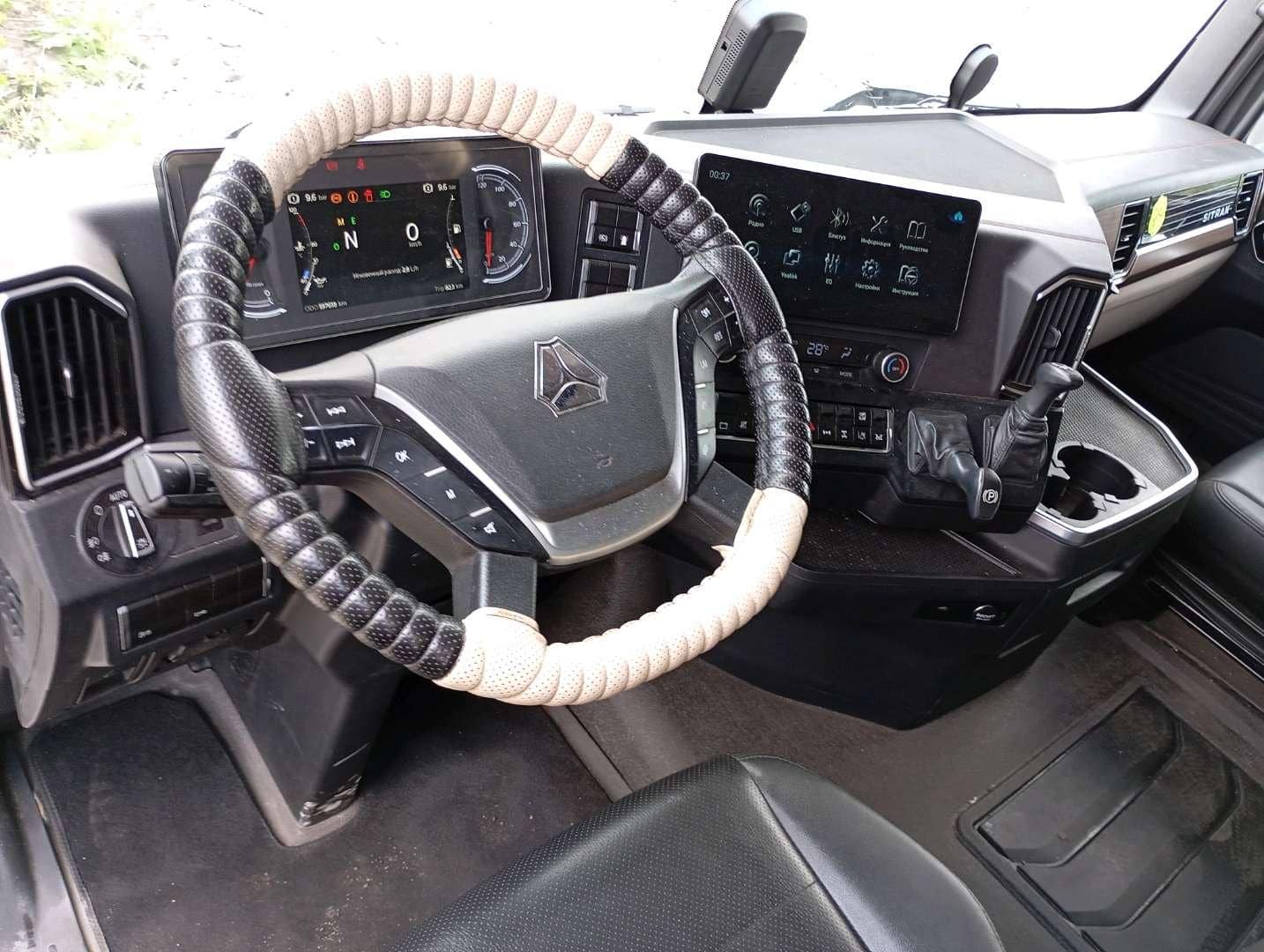 Sitrak С7Н MAX 6×4 ZZ4256V364HE,  197 619 км, 2023 года в лизинг