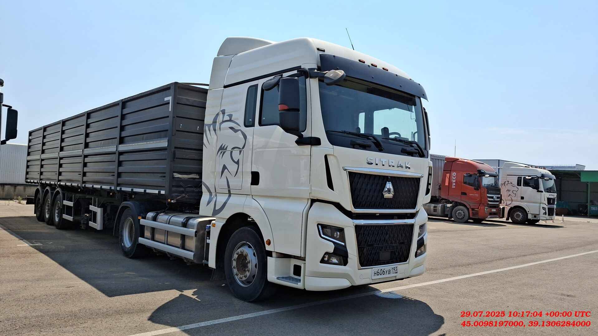 Sitrak ZZ4186V391HE,  154 512 км, 2023 года в лизинг