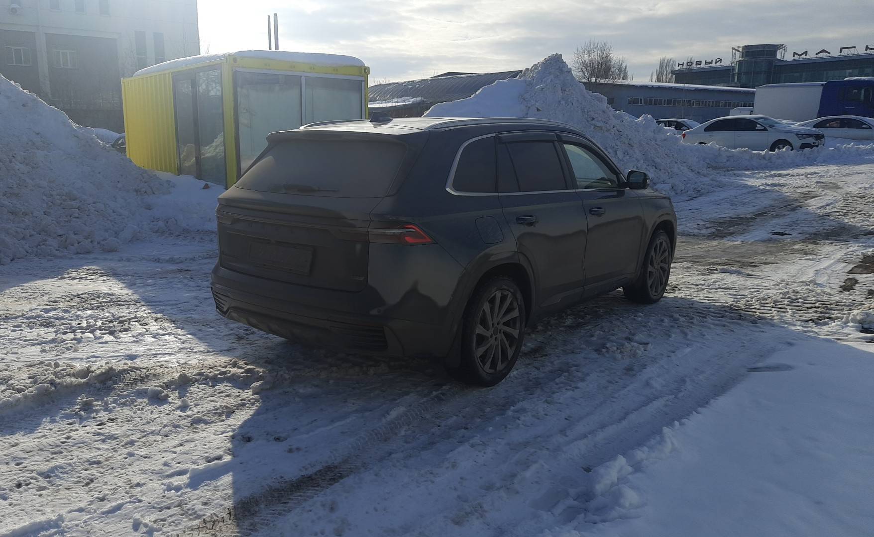 Geely Monjaro,  46 817 км, 2023 года в лизинг