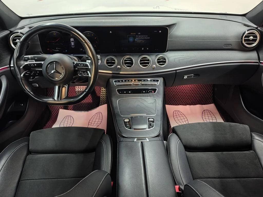 Mercedes-Benz E седан,  69 165 км, 2021 года в лизинг