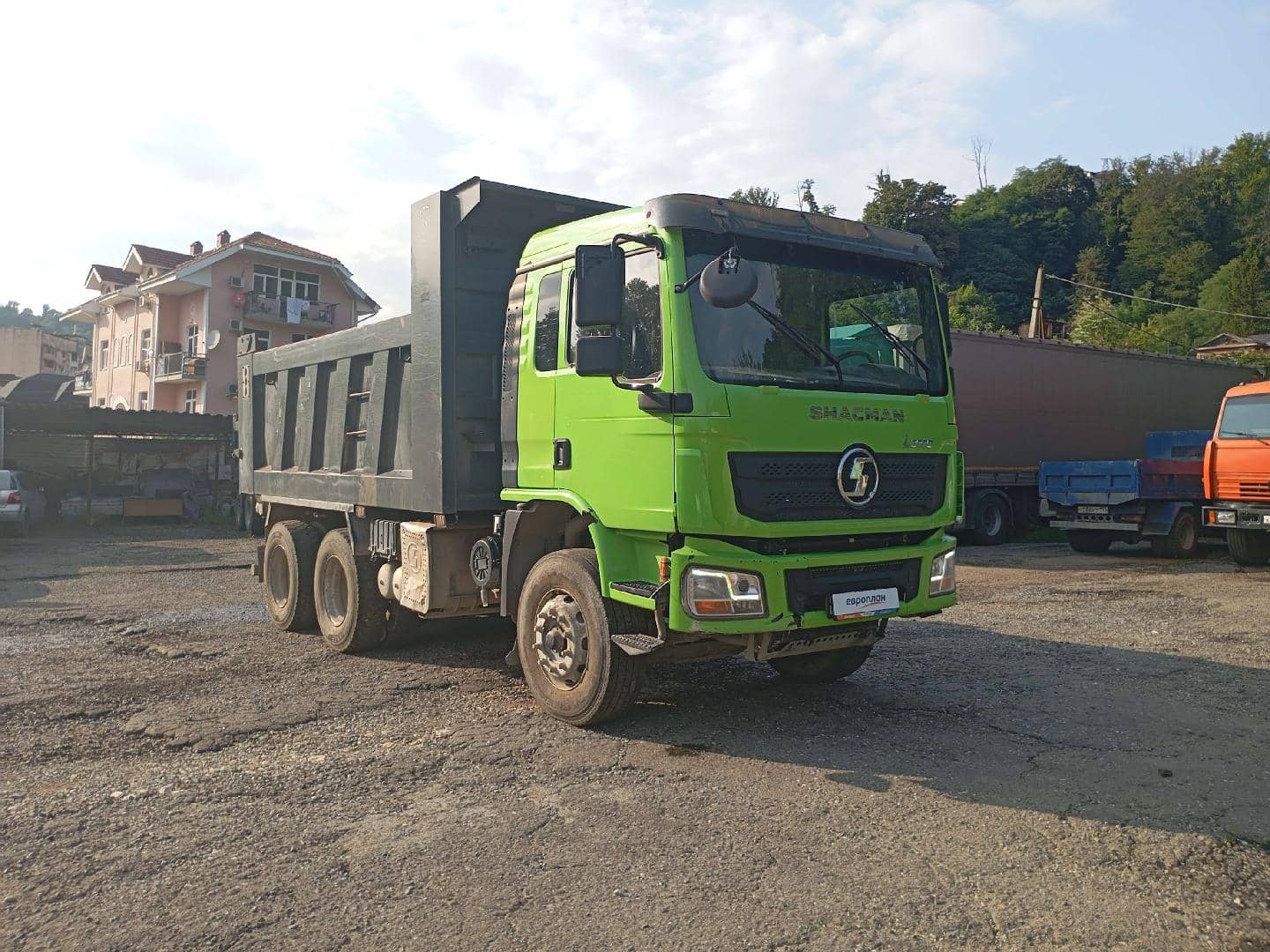Shacman SX32488L344C,  87 948 км, 2023 года в лизинг