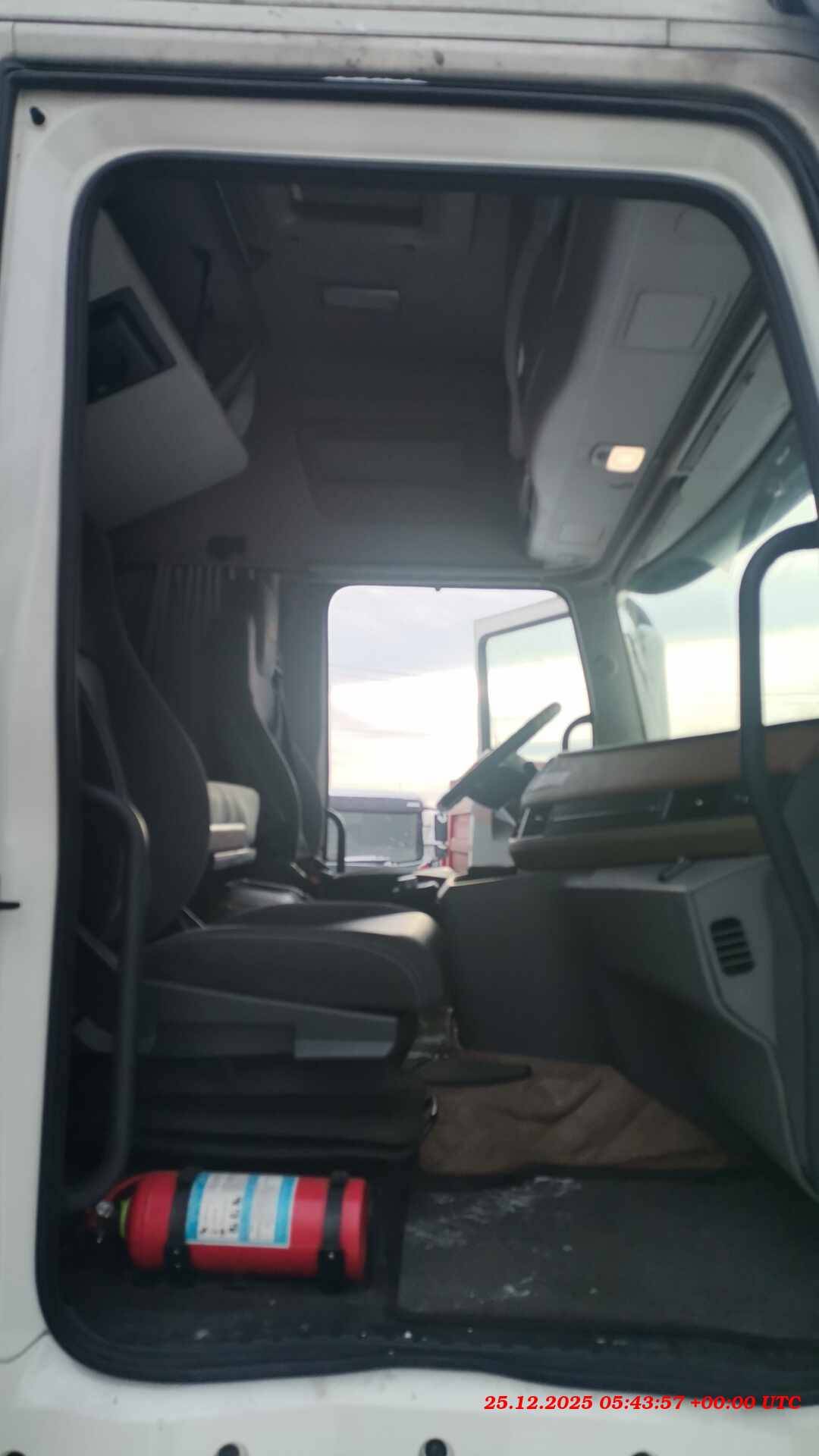 DongFeng GX D111A 4x2,  294 399 км, 2023 года в лизинг