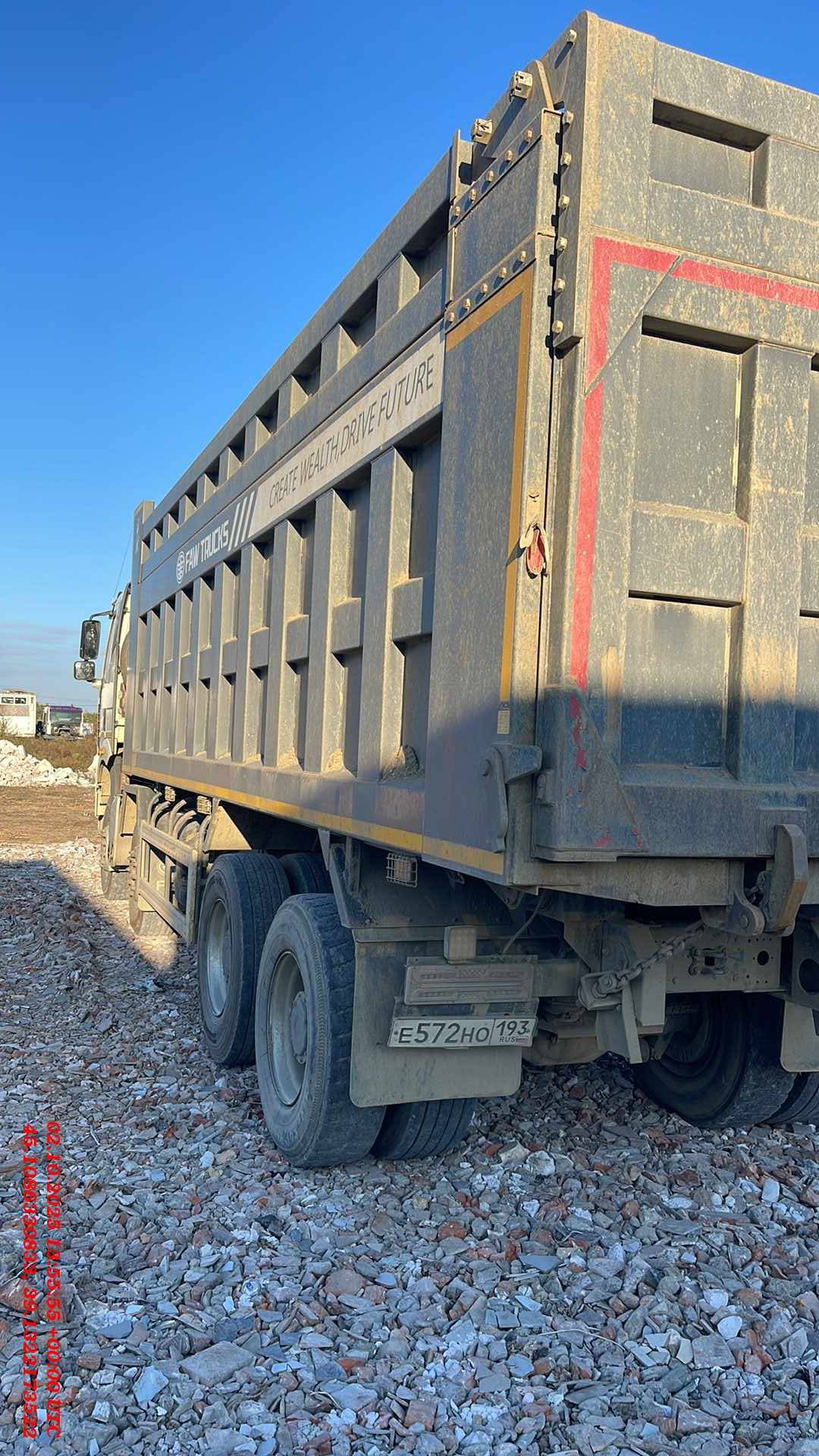 FAW CA3310P66K24T4E5 8х4,  188 834 км, 2022 года в лизинг