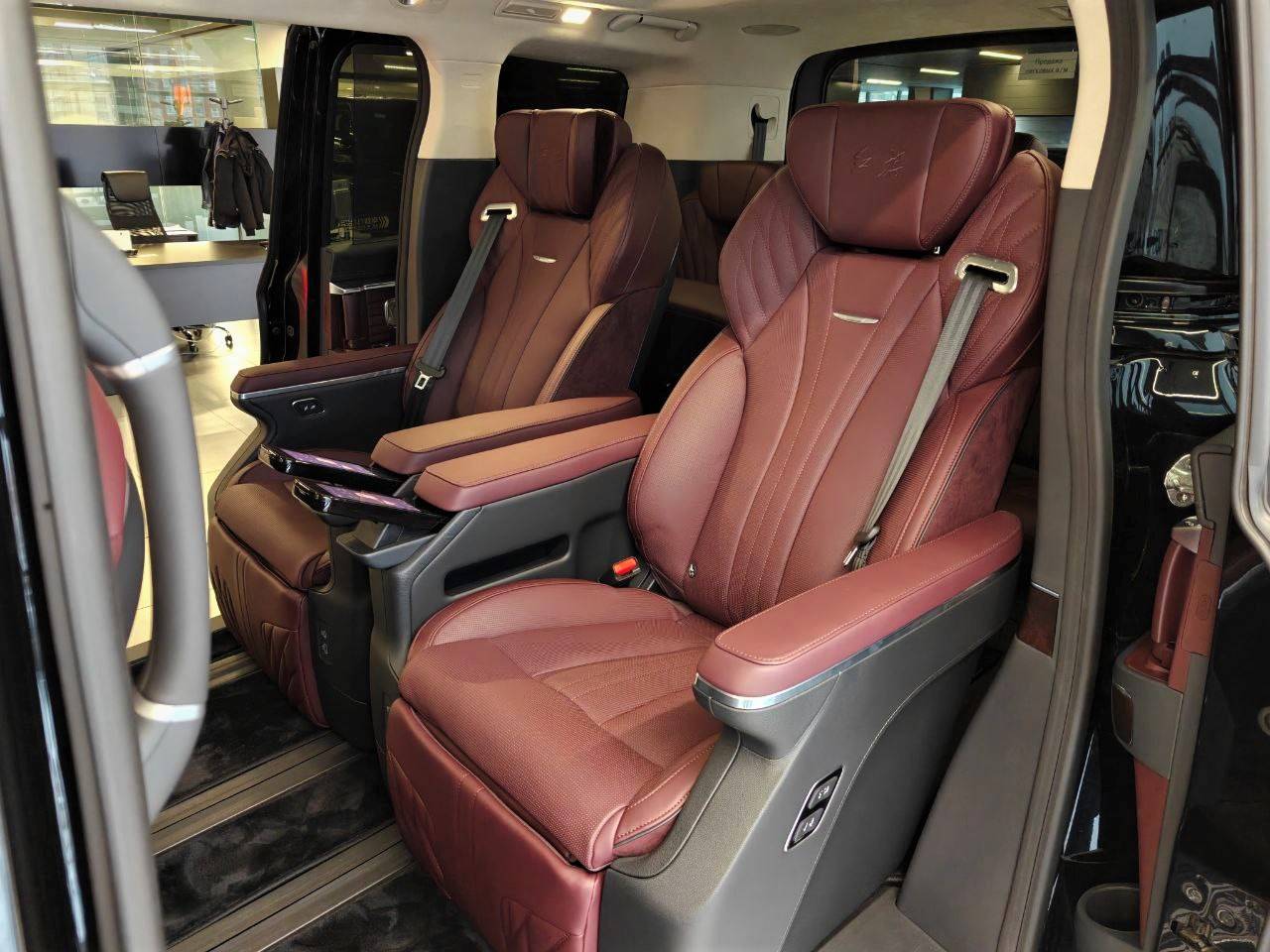 Hongqi HQ9 2.0Т Экзекьютив (Executive)