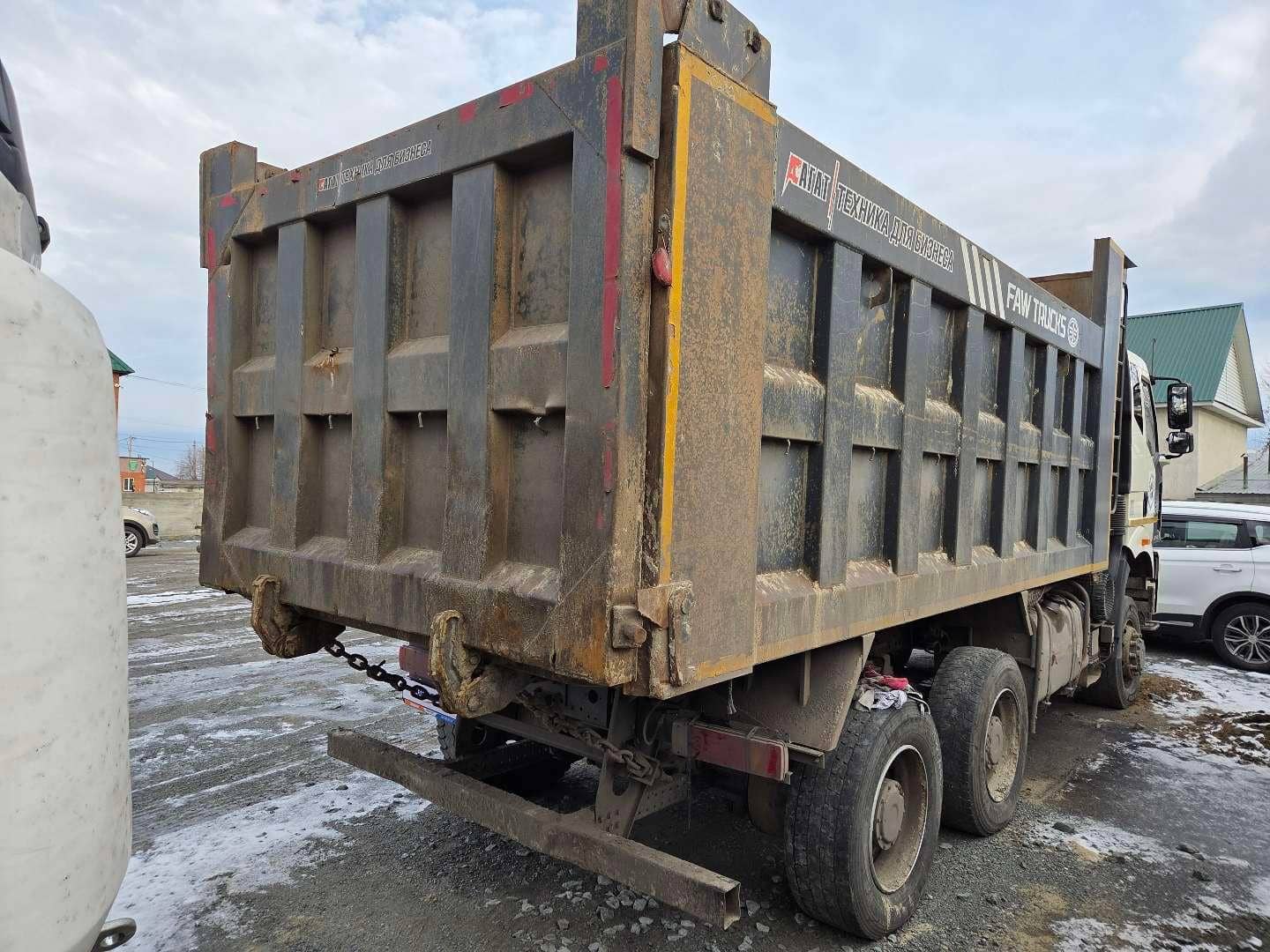 FAW CA3250P66K24L1TE5 6x6,  103 596 км, 2023 года в лизинг