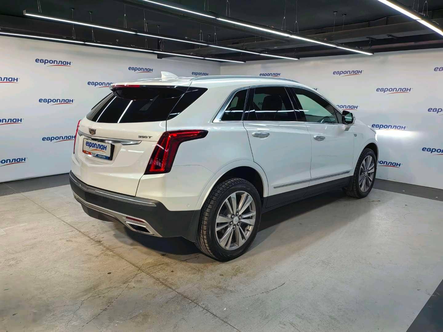 Cadillac XT5,  73 813 км, 2021 года в лизинг