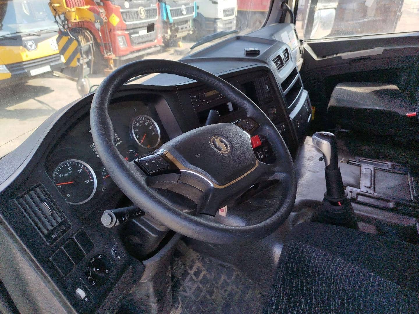 Shacman SX32586W385С,  89 440 км, 2022 года в лизинг