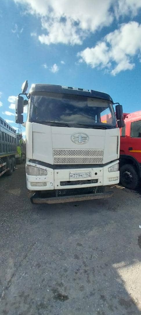 FAW CA3250P66K24T1E5 6х4,  146 429 км, 2022 года в лизинг