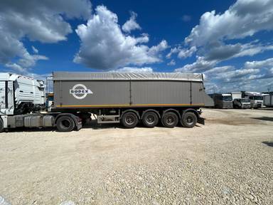 BODEX Самосвальный KIS 4WA1 45 м³