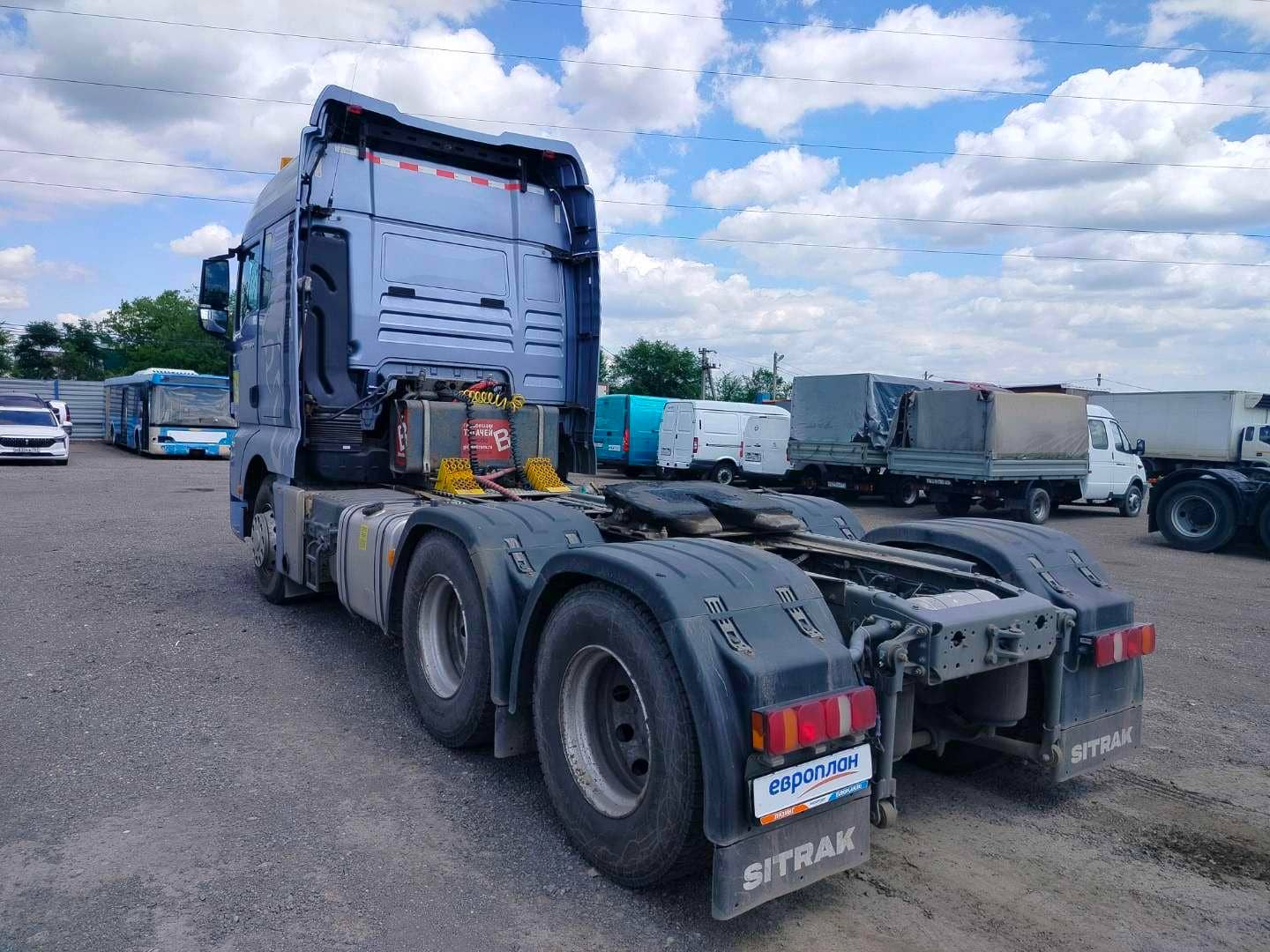 Sitrak С7Н MAX 6×4 ZZ4256V364HE,  138 404 км, 2023 года в лизинг