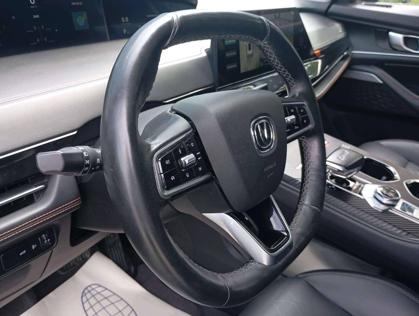 Changan Uni-K,  56 542 км, 2023 года в лизинг