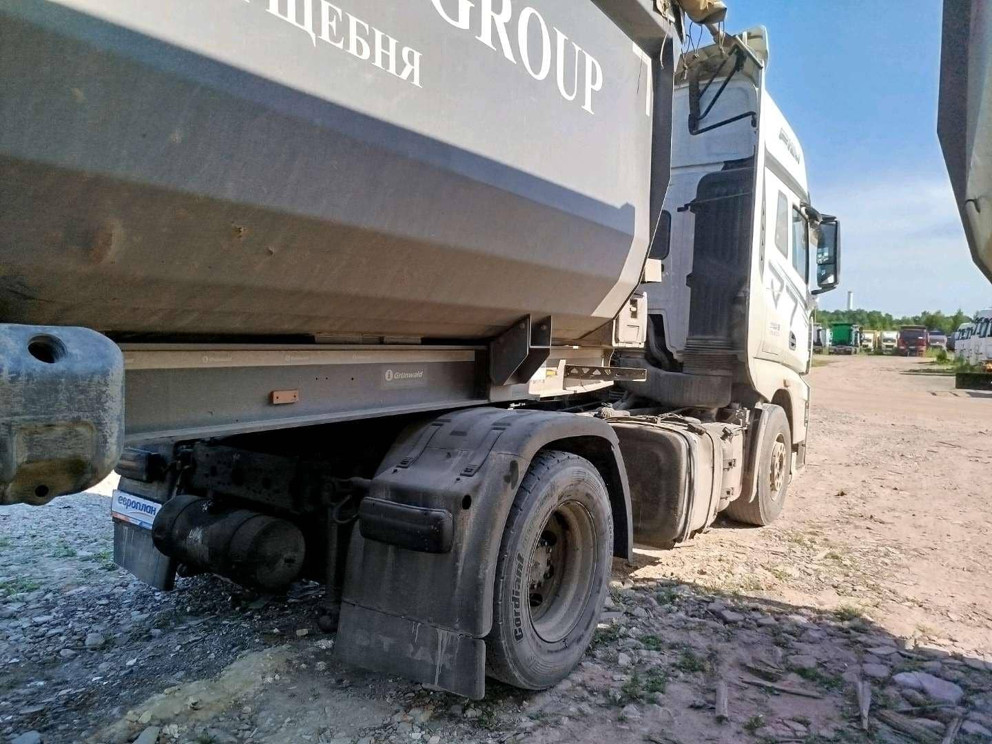 FAW CA4180P77K25E5 4x2,  399 560 км, 2023 года в лизинг
