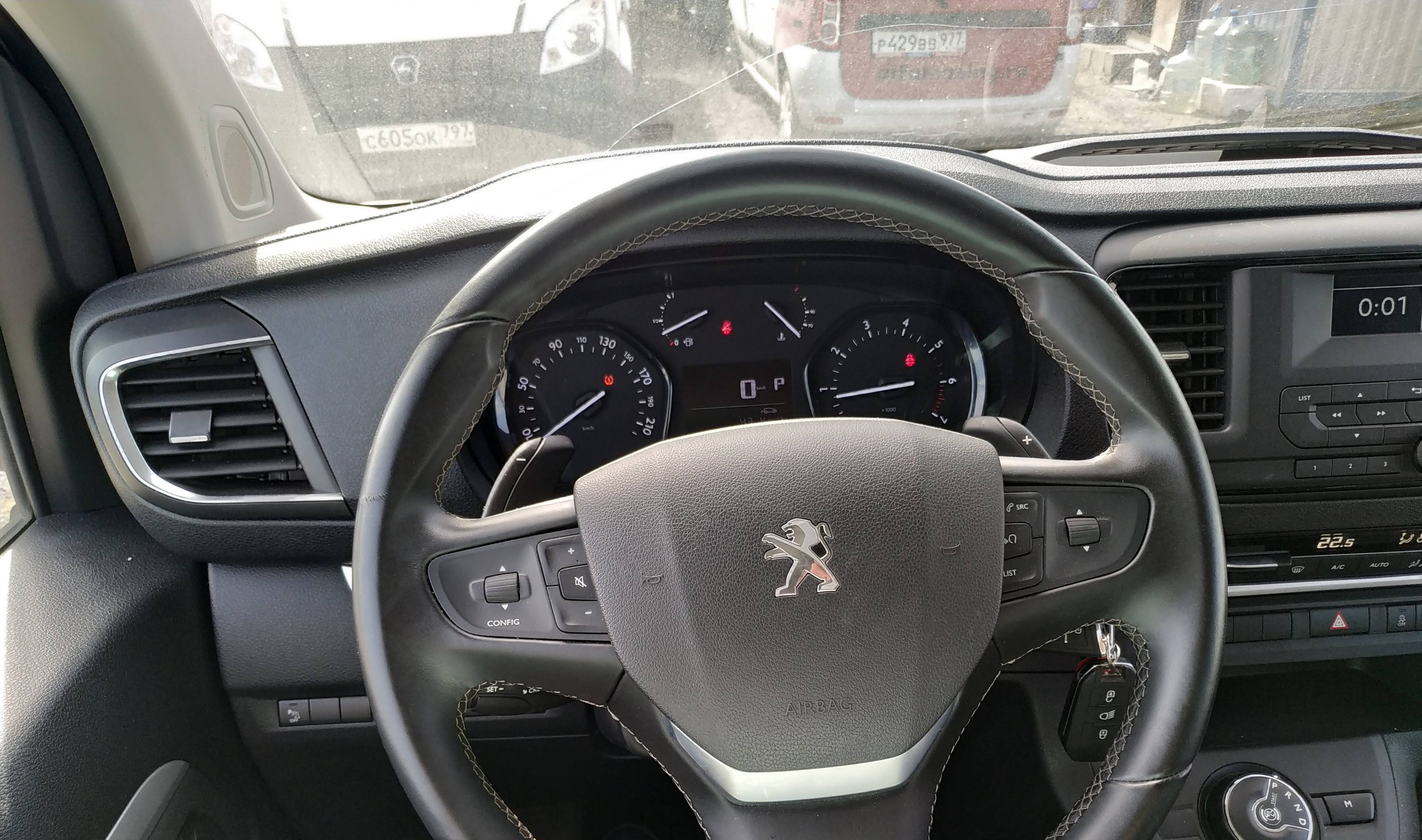 Peugeot Traveller,  58 890 км, 2022 года в лизинг