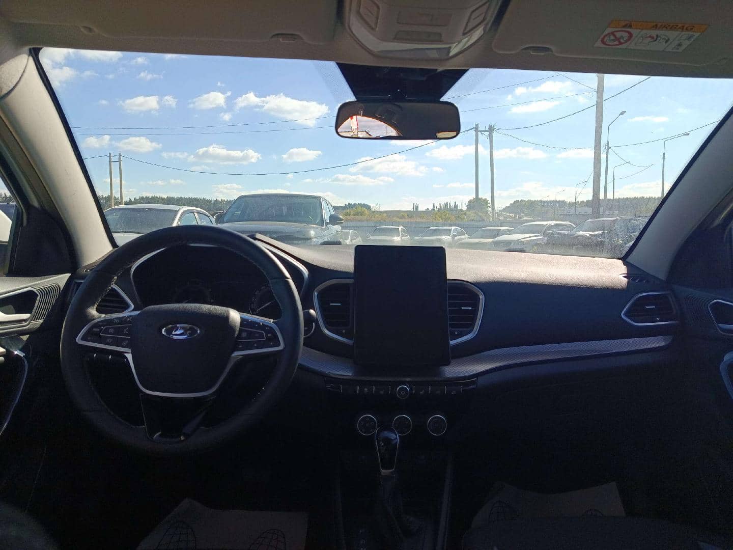 Lada Vesta седан,  7 930 км, 2024 года в лизинг