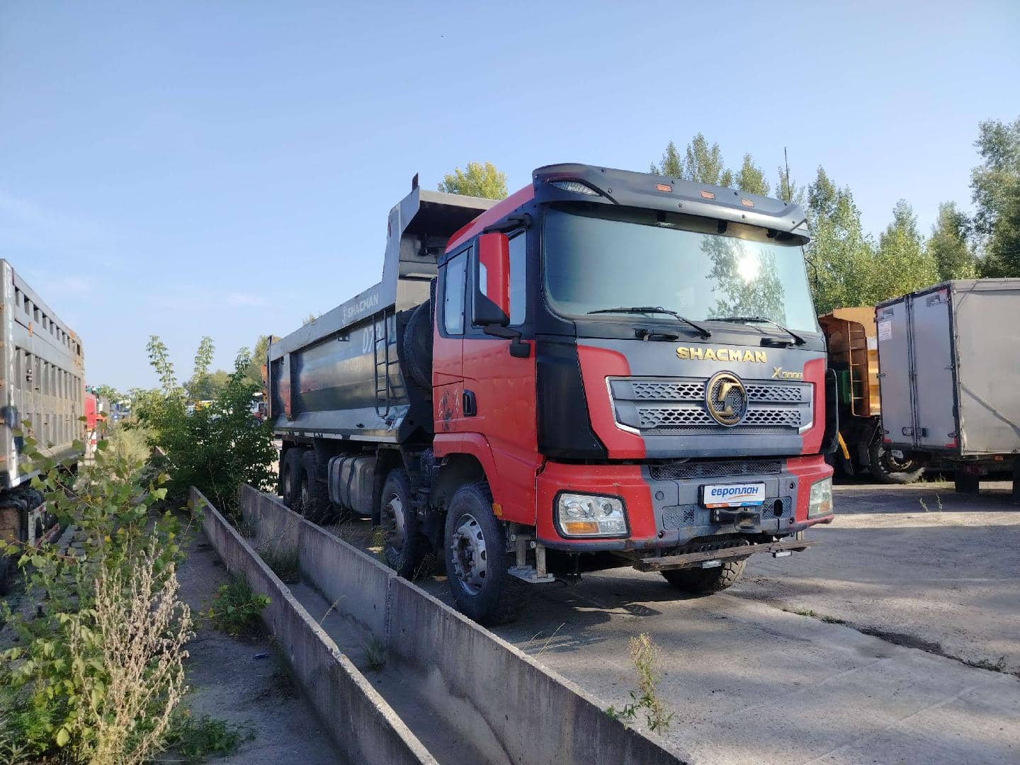Shacman SX3316DV366,  179 735 км, 2022 года в лизинг