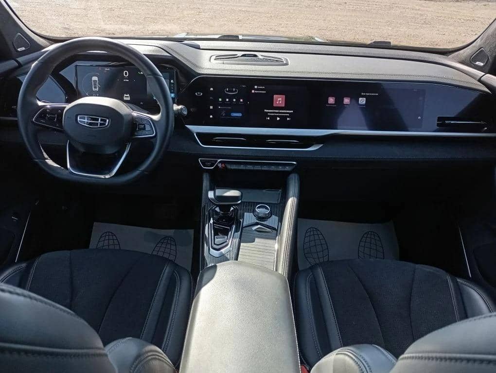 Geely Monjaro,  58 646 км, 2024 года в лизинг