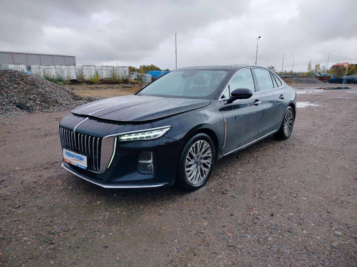Hongqi H5,  234 352 км, 2024 года в лизинг
